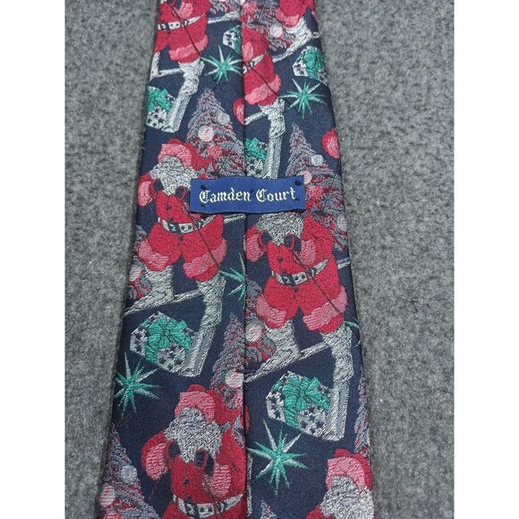 Camden Court Santa On Skis Blue Tie Christmas Trees Presents Stars - Picture 3 of 4